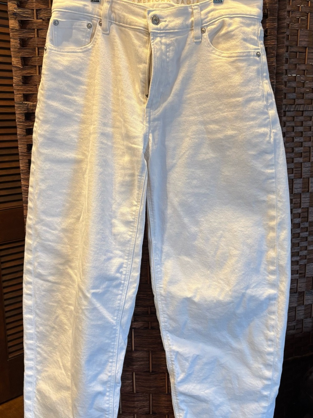 American Eagle Outfitters Men’s White Slim Straight Jeans